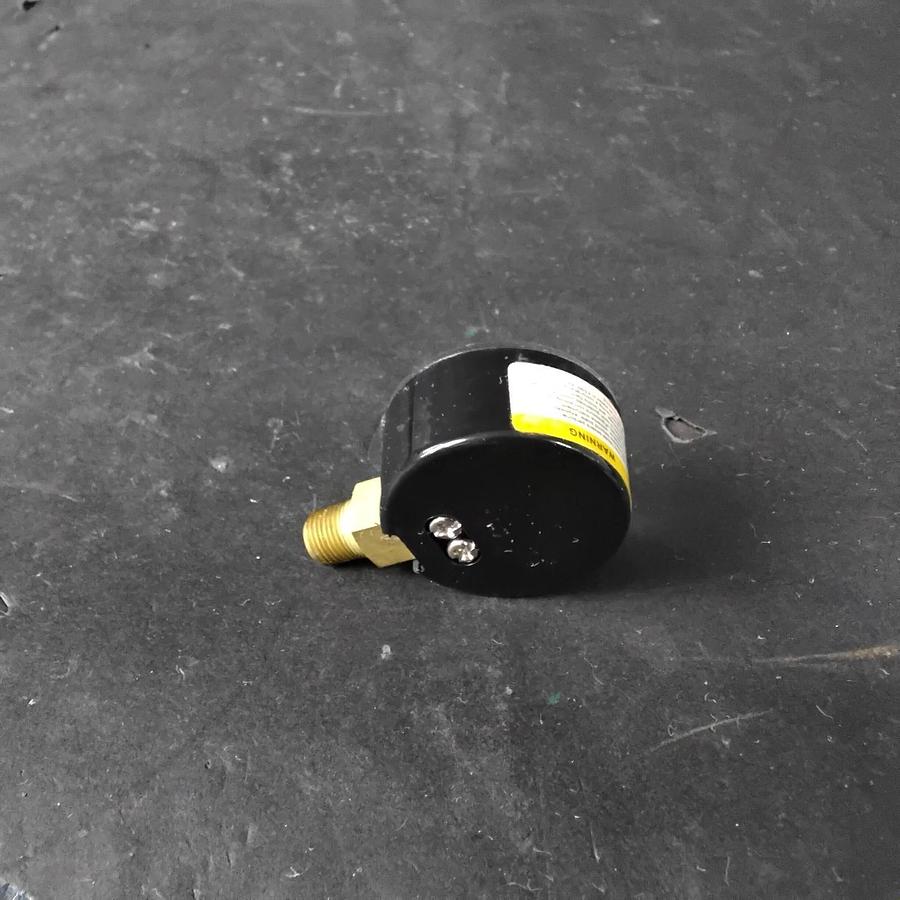 Used PRESSURE GAUGE 0-30 PSI ABS CASE SOCKET ($8 OBO)