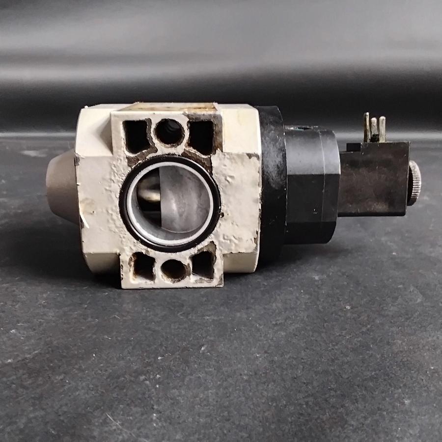 Used FESTO HEE-D-MIDI-24 START VALVE ($75 OBO)