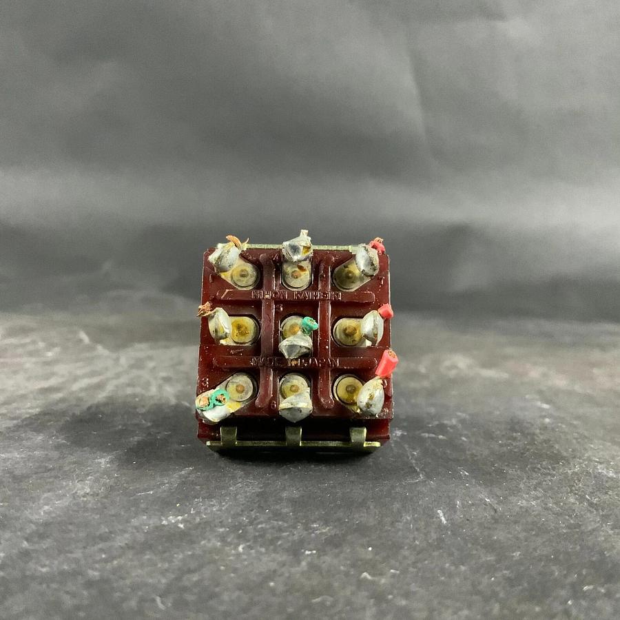 NIHON KAIHEKI S-33 TOGGLE SWITCH ($10 OBO)