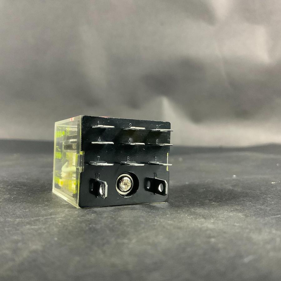 Used SQUARE D 8501RS43M1P14V20 MINIATURE RELAY ($15 OBO)