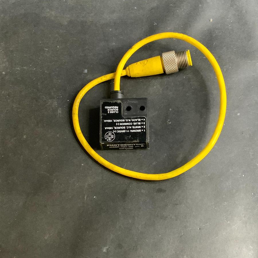 Used ALLEN BRADLEY 42SMP-7001-QD SER.B DIFFUSE PHOTOSWITCH ($125 OBO)