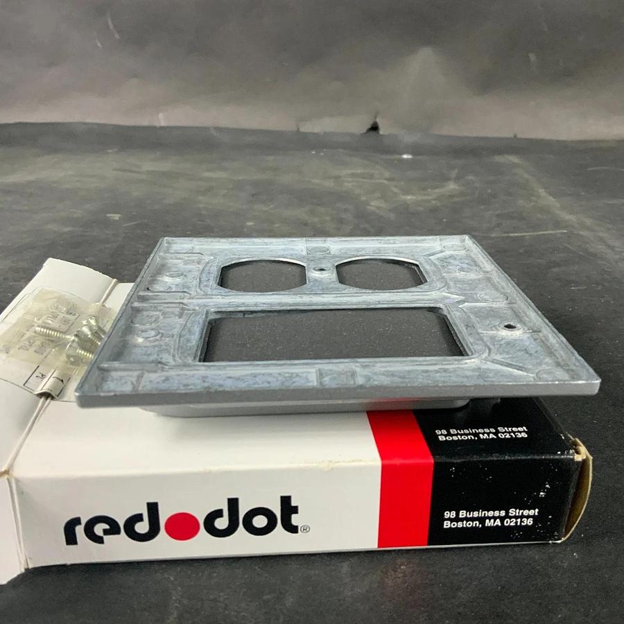 RED DOT 2CCDG RECEPTACLE COVER ($12 OBO)