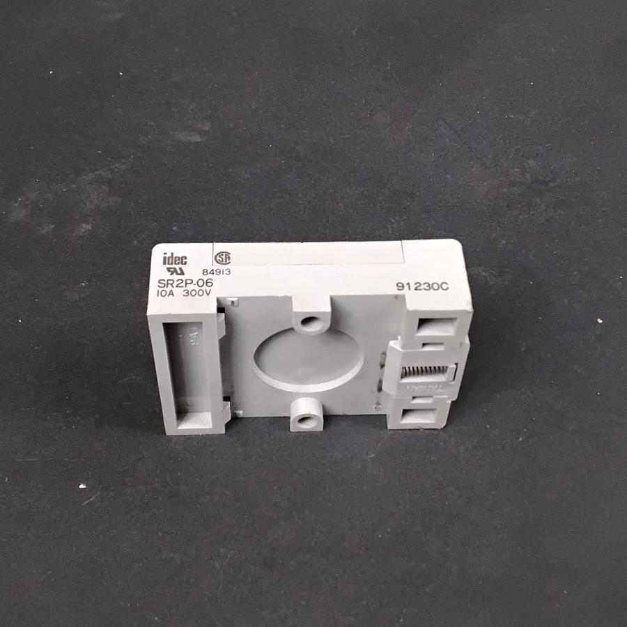 Used IDEC SR2P-06 RELAY SOCKET ($2.50 OBO)