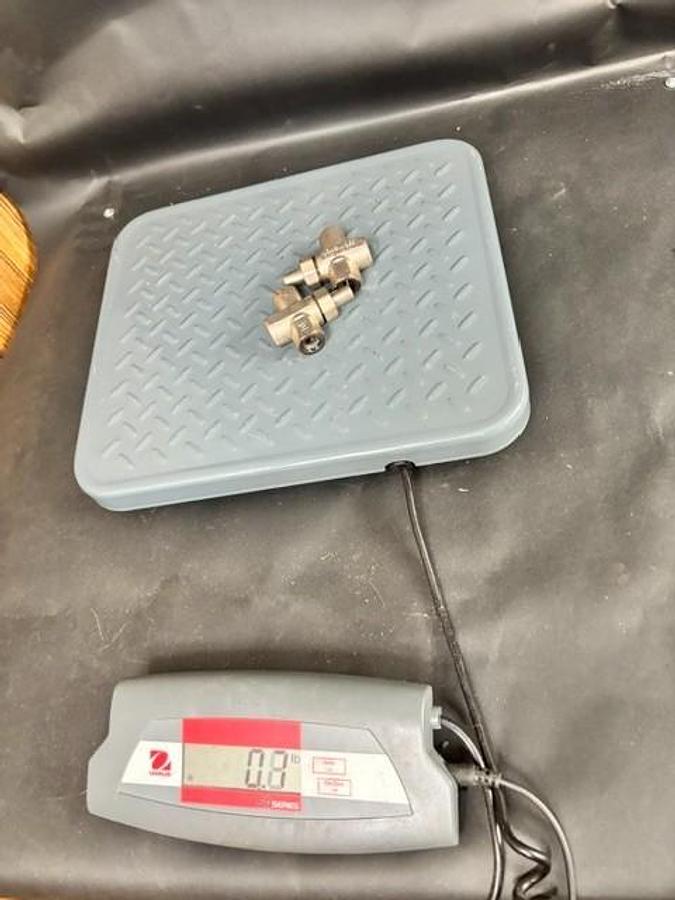 Used GAS MOP5 TYPE DKH VALVES - GROUP OF 2
