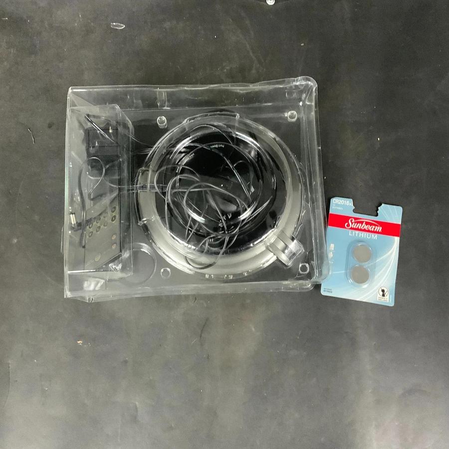 Used IOGEAR GVS881 8 PORT CONFERENCE VIDEO SWITCH ($25 OBO)