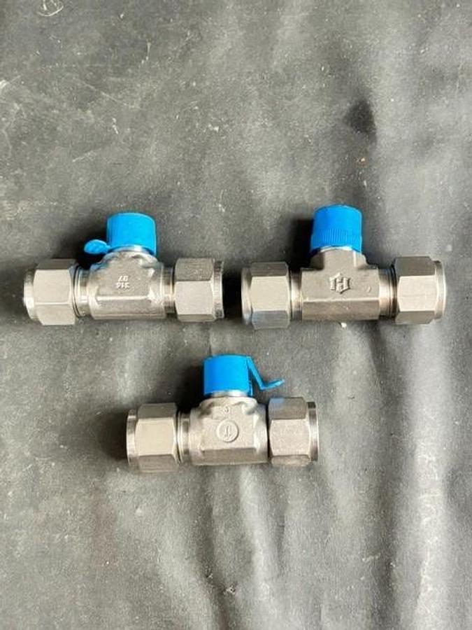 Used SWAGELOK SS-810-3-8TTM TUPE FITTING 3PCS