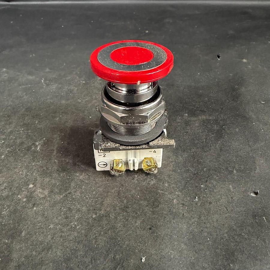 Used EATON 10250T5B62-1X RED STOP BUTTON