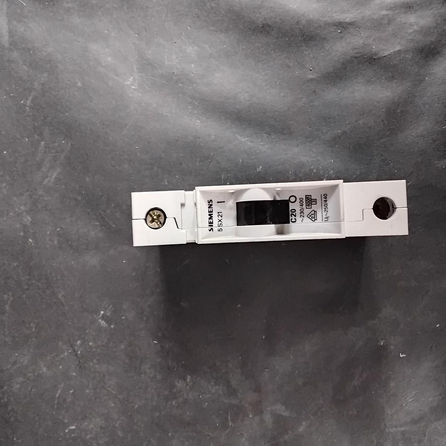 Used SIEMENS 5SX21-C20 CIRCUIT BREAKER ($11 OBO)