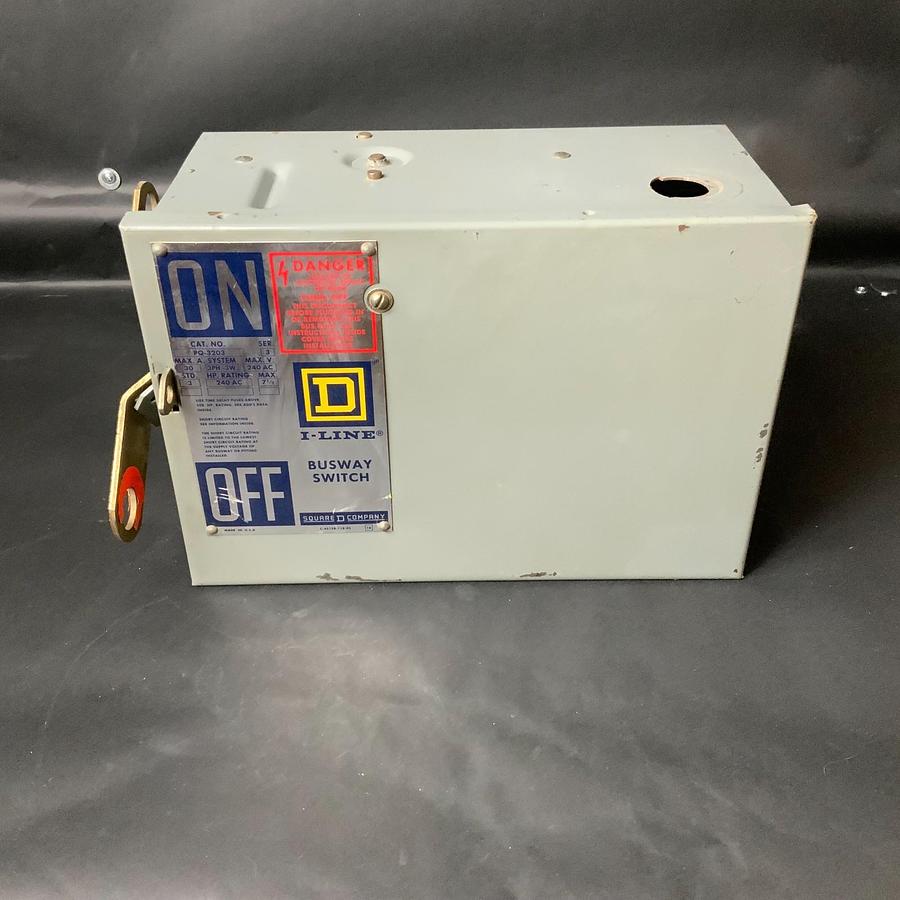 Used SQUARE D PG3203 I-LINE FUSIBLE BUSWAY SWITCH ($100 OBO)