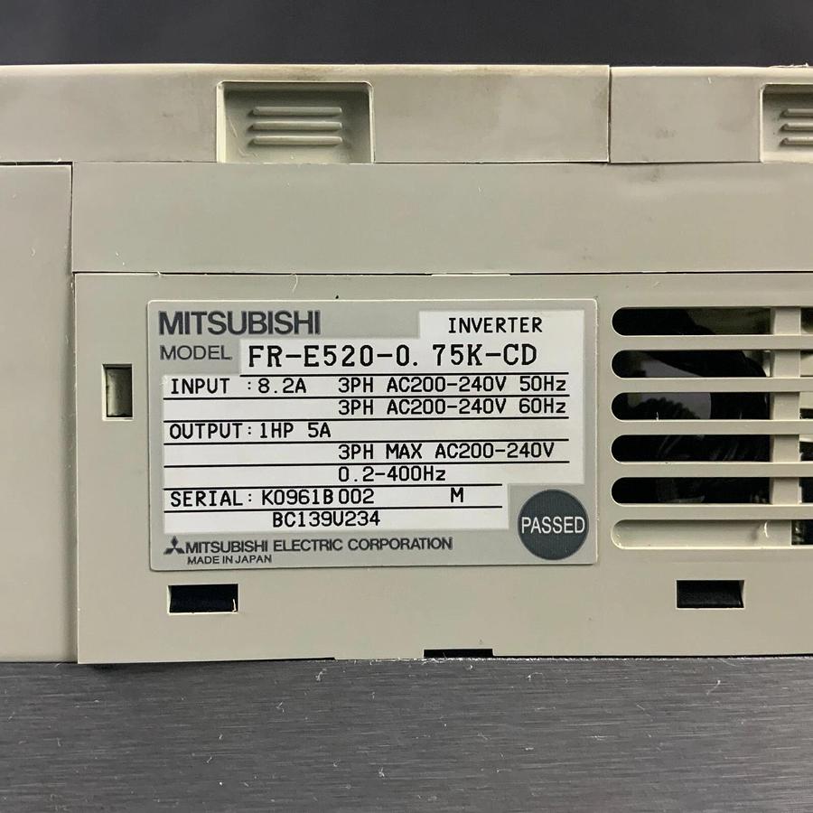 Used MITSUBISHI FR-E520-0.75K-CD DRIVE INVERTER