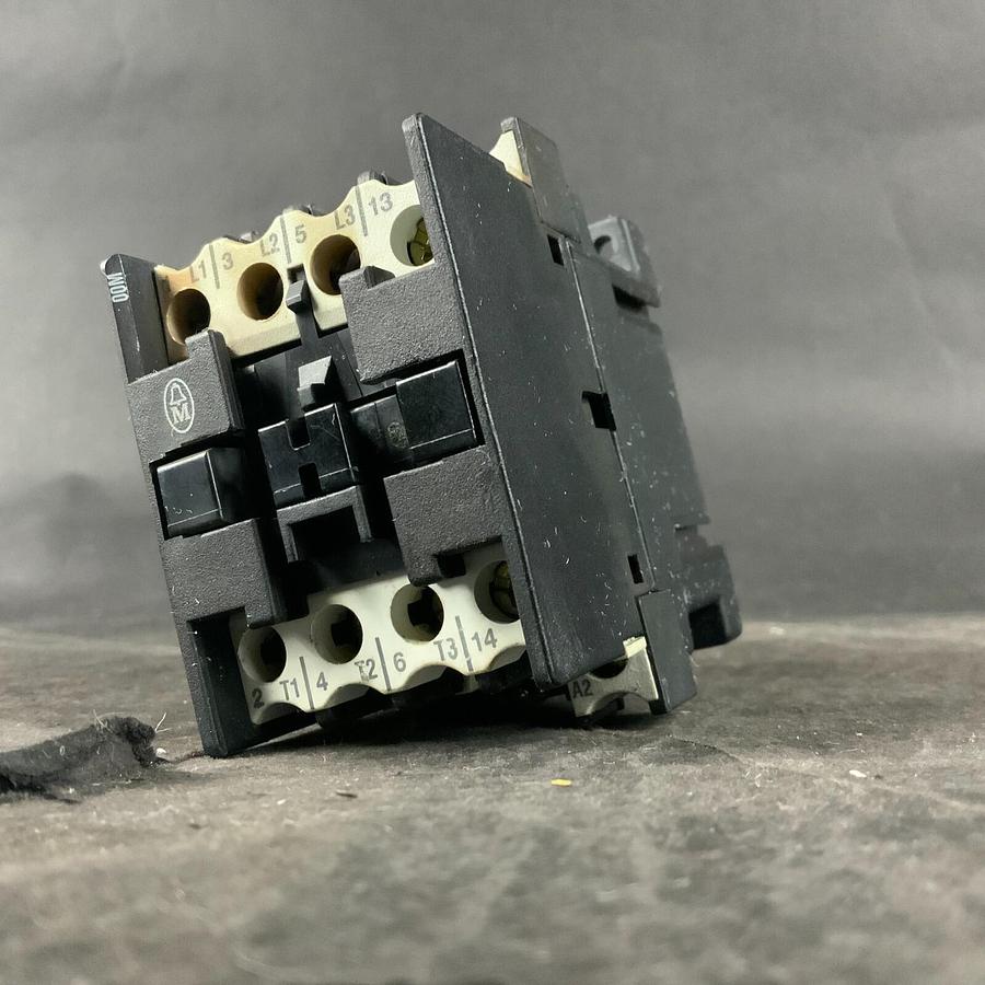 Used KLOCKNER MOELLER DIL00M-10 CONTACTOR ($40 OBO)