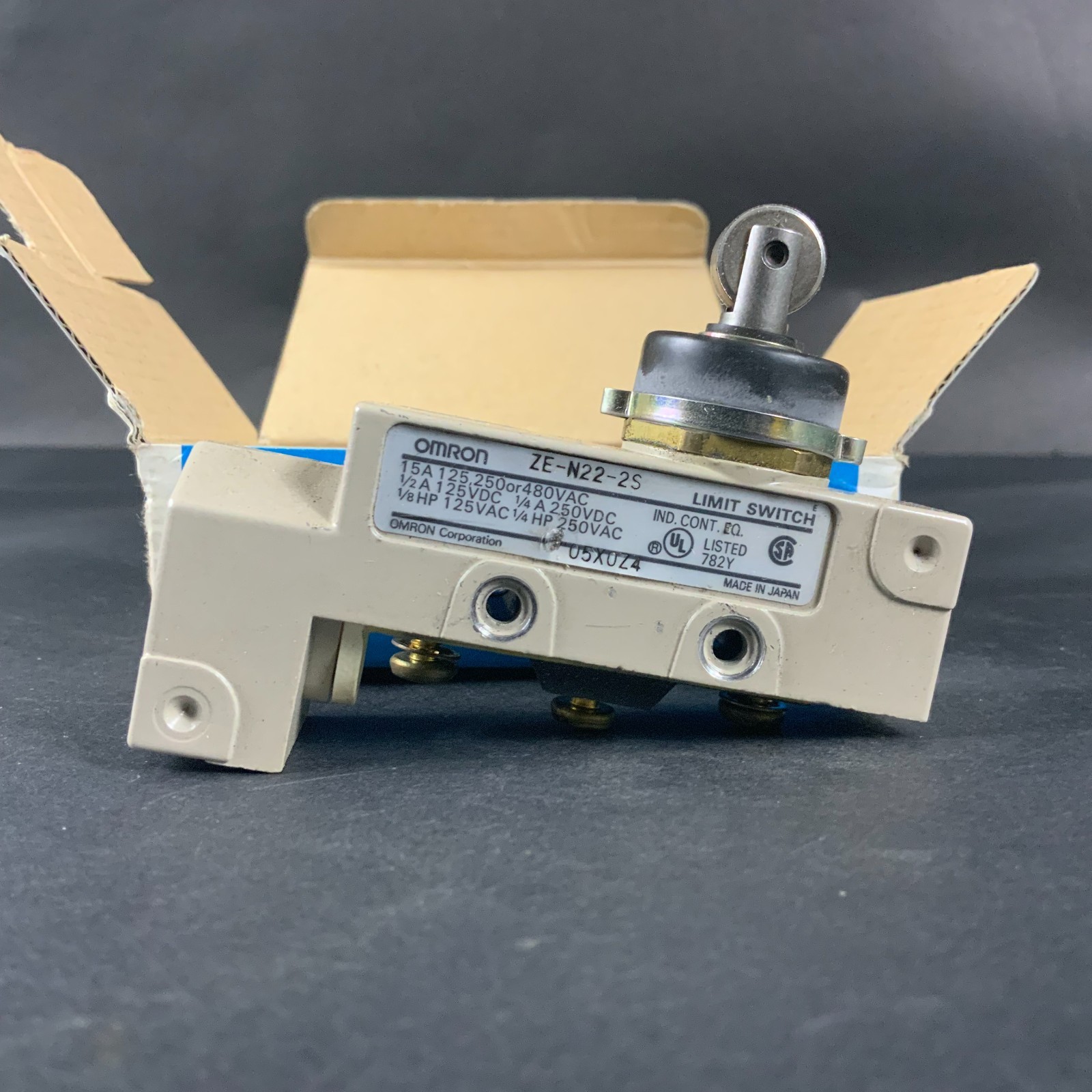 Used OMRON ZE-N22-2S LIMIT SWITCH ($30 OBO)