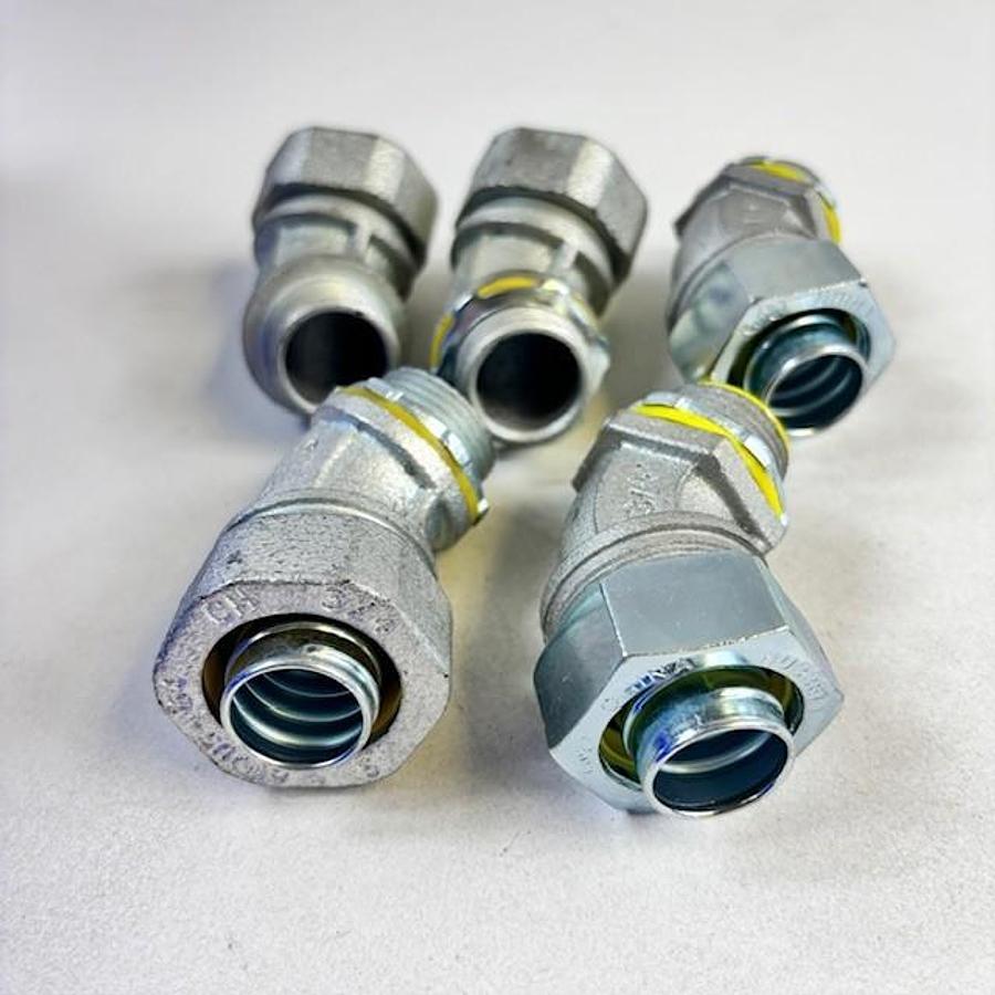 HUBBELL 3/4" 45 DEGREE LIQUID-TIGHT CONNECTORS - LOT OF 5