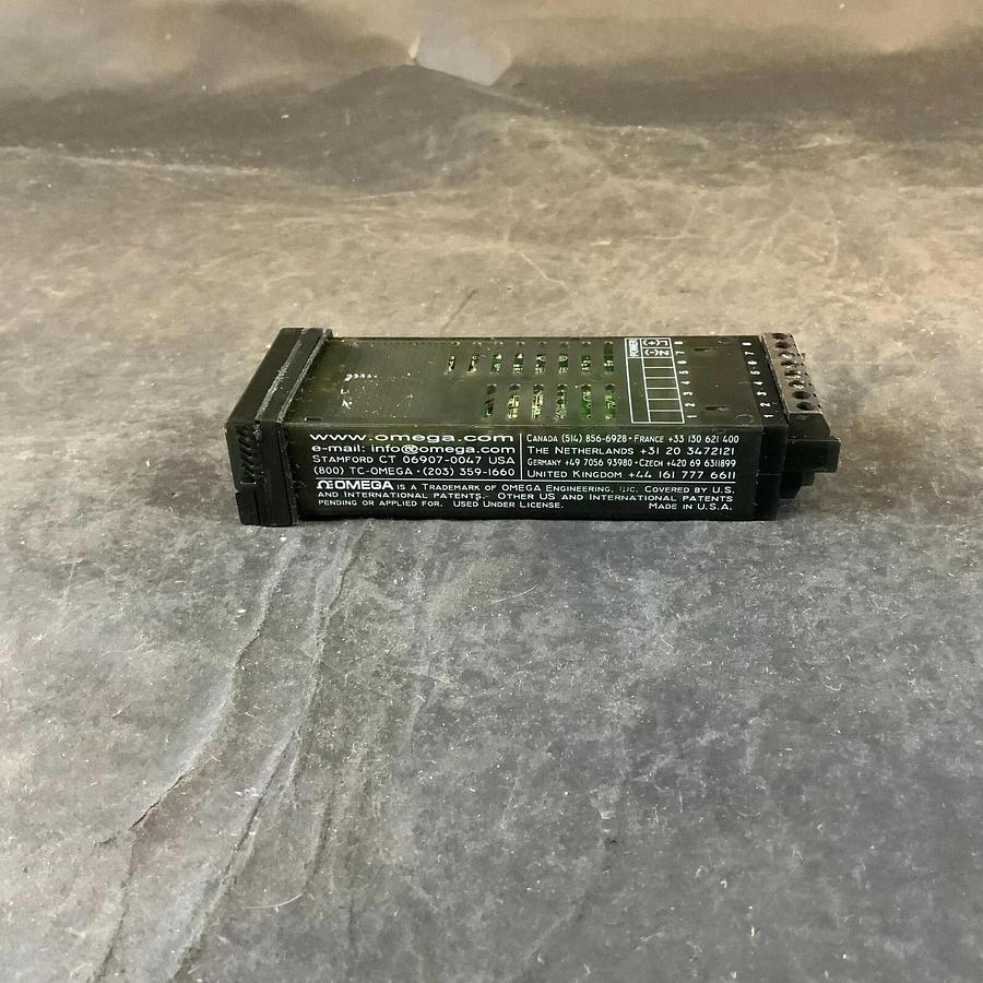 Used OMEGA DPI32-C24 PANEL METER ($40 OBO)