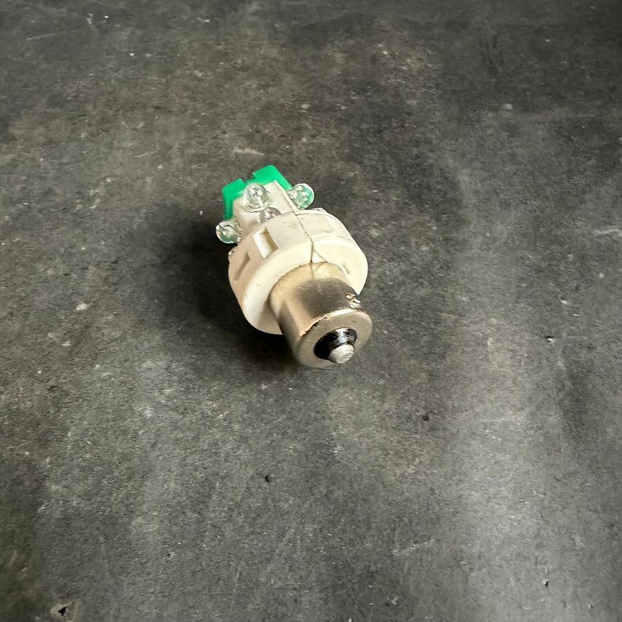 Used UNBRANDED 7-2DG LED INDICATOR