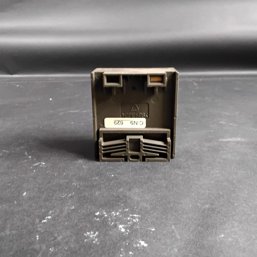 Used SIEMENS 6ES7 924-0AA00-0AB0 TERMINAL BLOCK ($20 OBO)