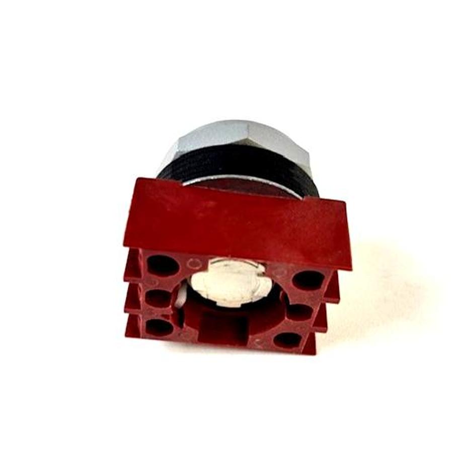 Used SIEMENS P30PBFG GREEN PUSHBUTTON