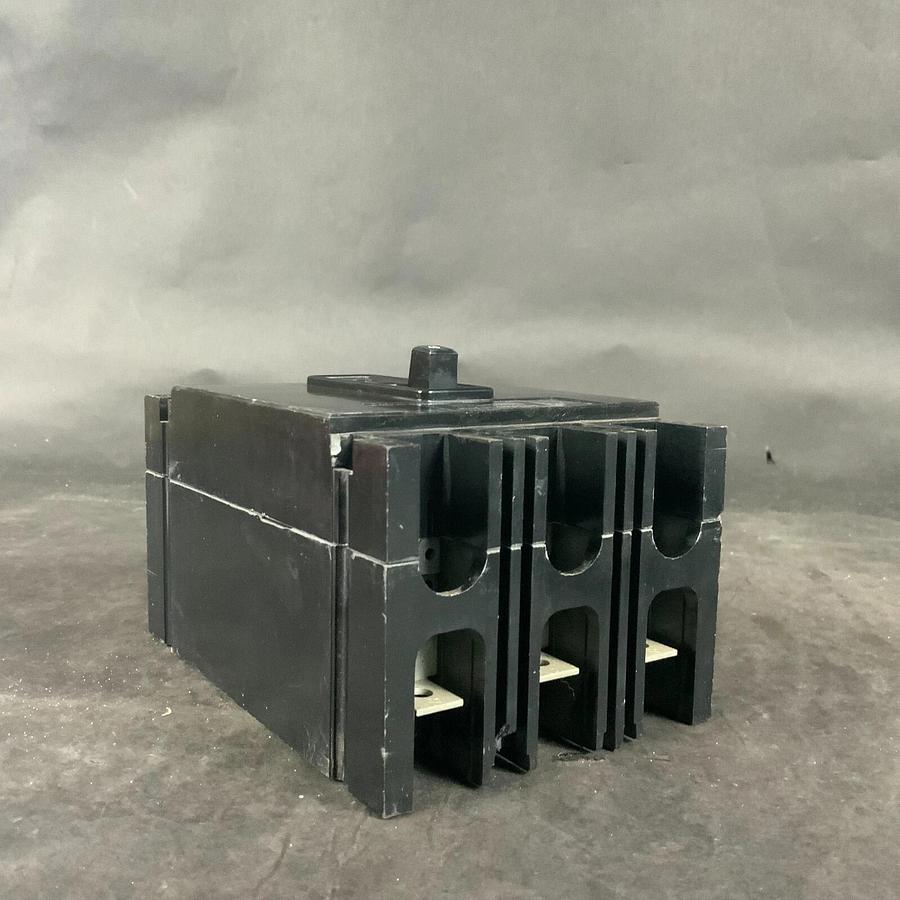 Used WESTINGHOUSE EB3040 CIRCUIT BREAKER ($40 OBO)