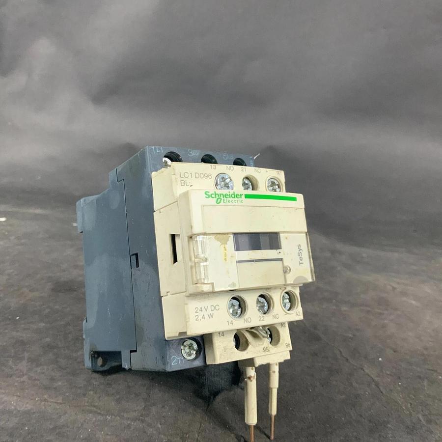 Used SCHNEIDER ELECTRIC LC1D096BL CONTACTOR ($40 OBO)