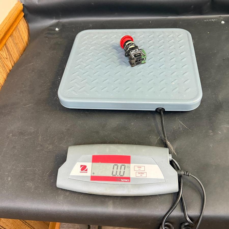 Used SQUARE D DA10 RED PUSHBUTTON ($15 OBO)