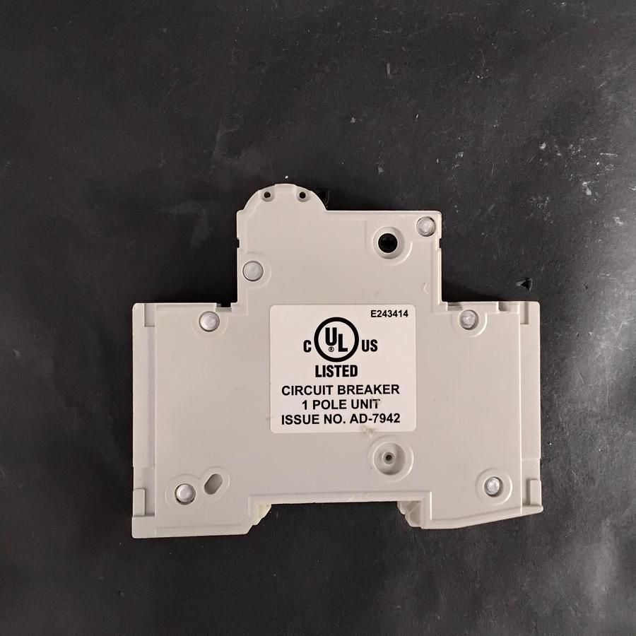 Used SIEMENS 5SJ4108-7HG40 CIRCUIT BREAKER 8A ($17 OBO)