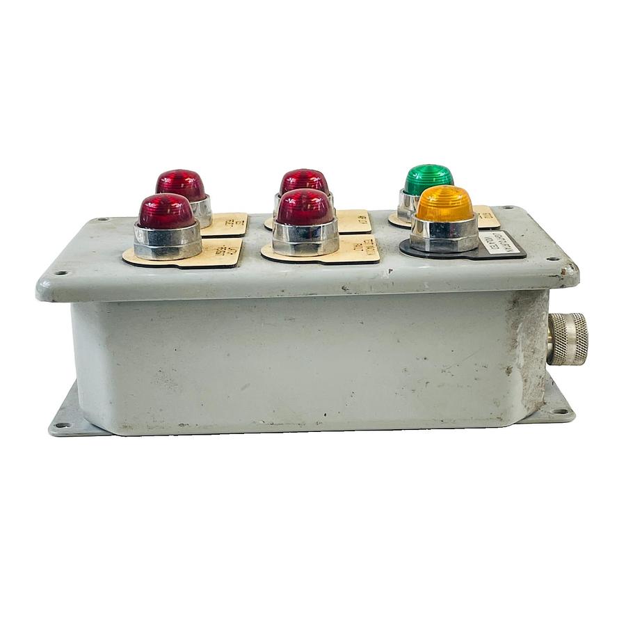 Used HOFFMAN A-843DSC NEMA 4 6 13 ENCLOSURE W/ 6 IDEC 24V PILOT LIGHT CONTROL STATION
