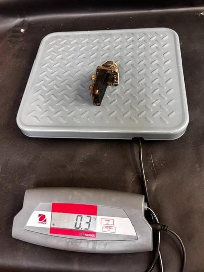 Used FURNAS ELECTRIC BJX YELLOW PUSHBUTTON SWITCH ($14 OBO)