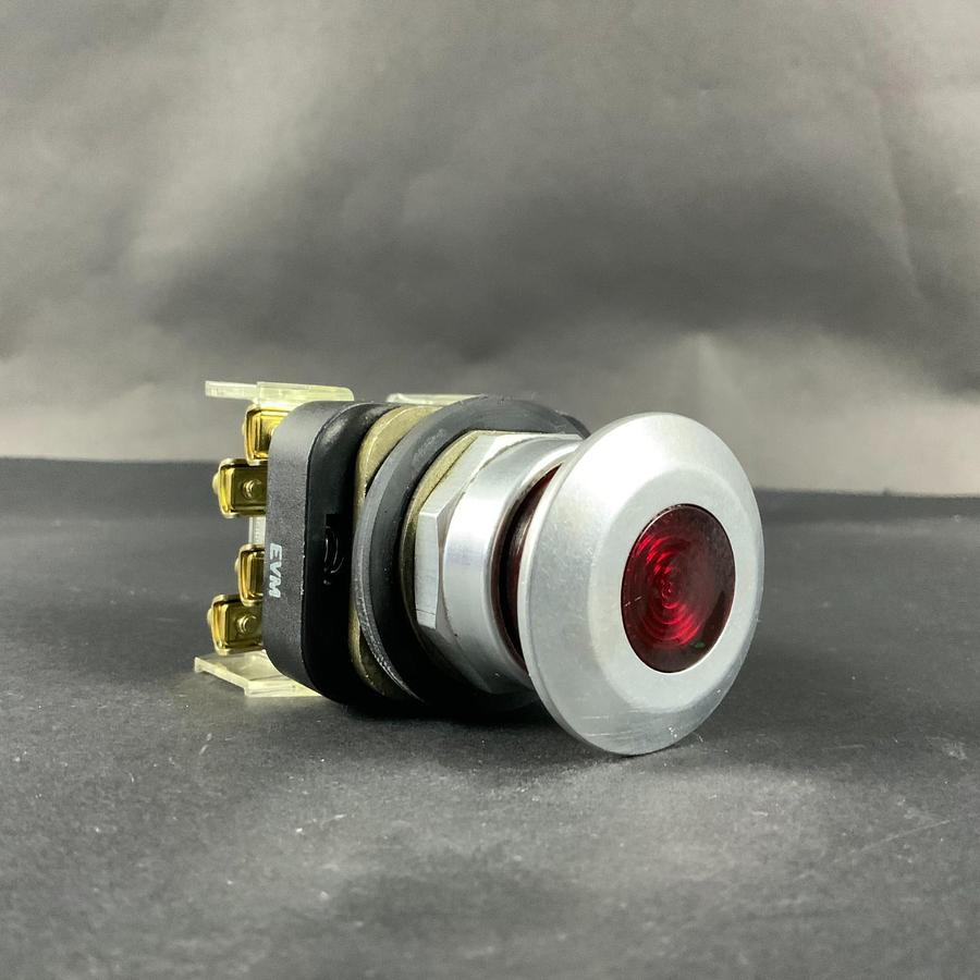 Used ALLEN BRADLEY 800T-FXQ10RA1 PUSHBUTTON ($130 OBO)