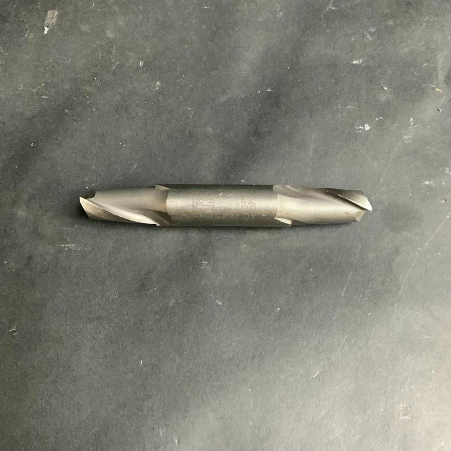 Used SHARPALOY 5/8” 2-FLUTE 4-1/8” LENGTH DOUBLE END MILL ($15 OBO)