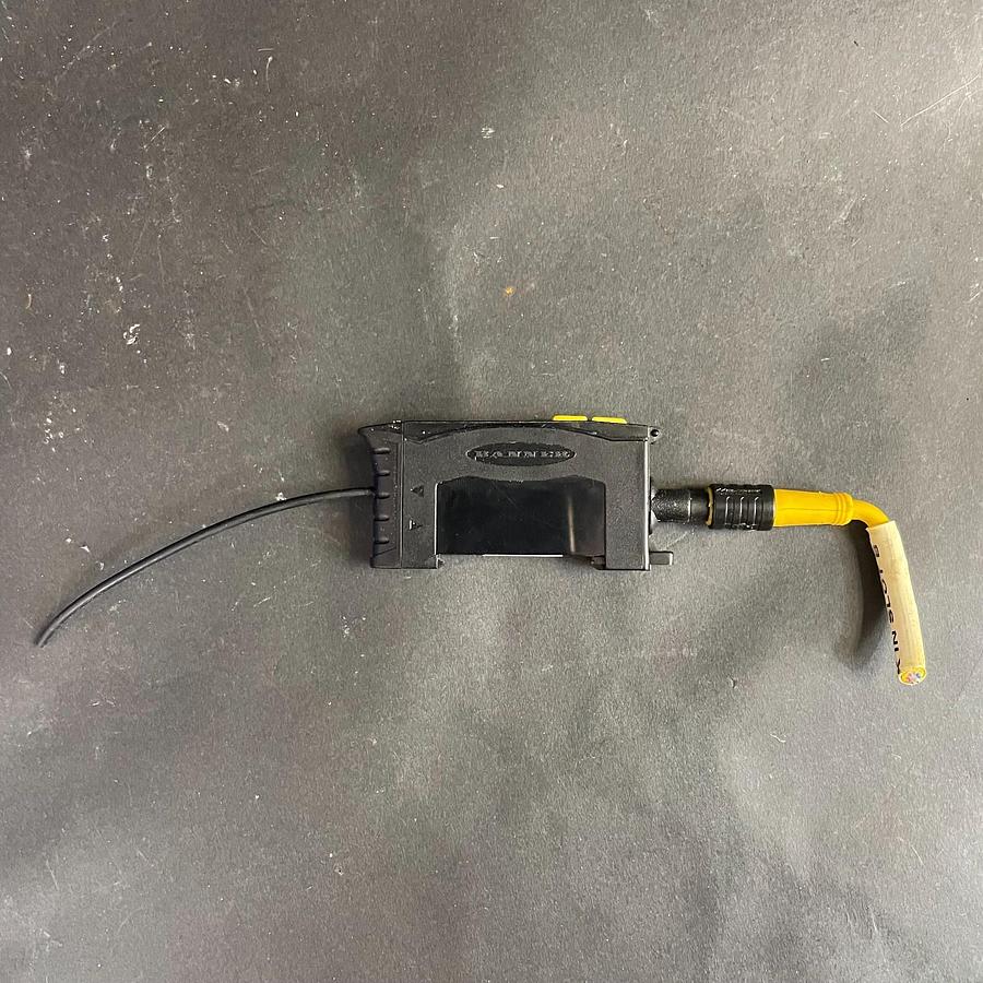 Used BANNER ENGINEERING D10DPFPQ PHOTOELECTRIC SENSOR INDUSTRIAL AUTOMATION OEM