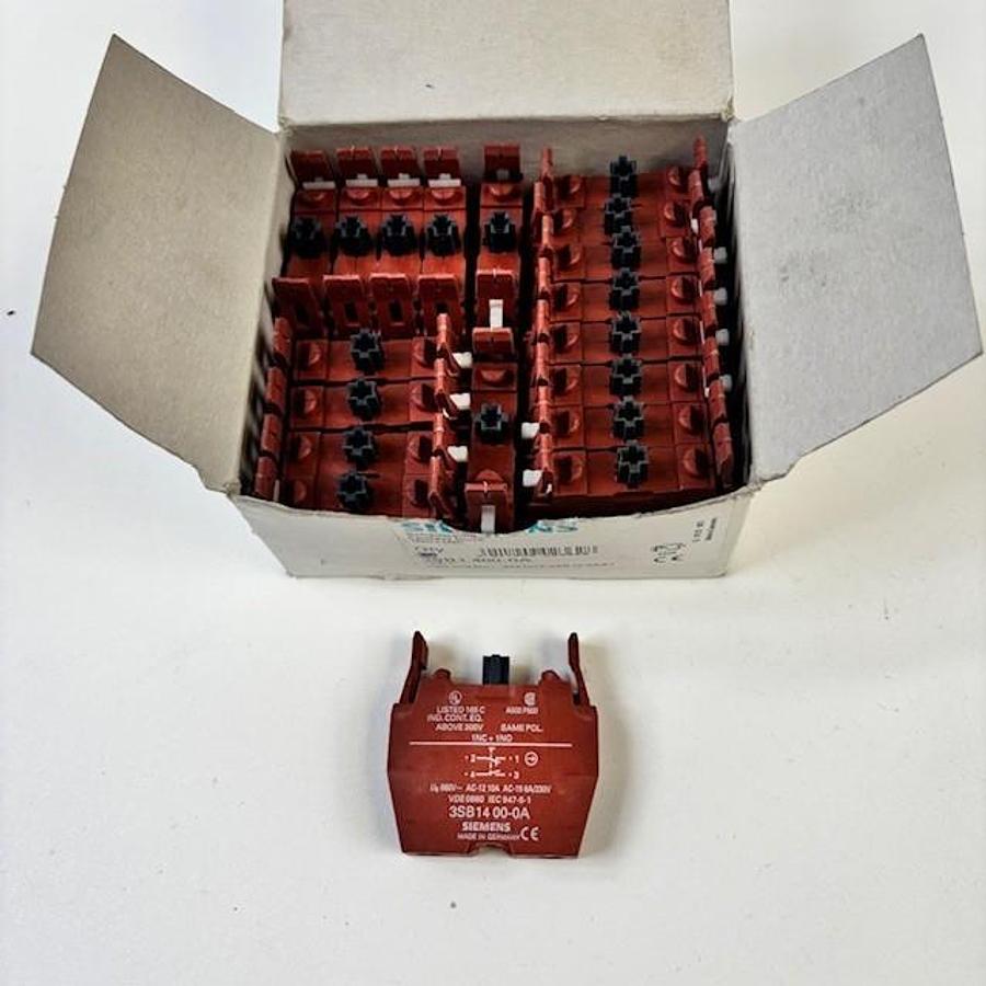 Used SIEMENS 3SB1400-0A AUXILIARY CONTACT - BOX OF 19