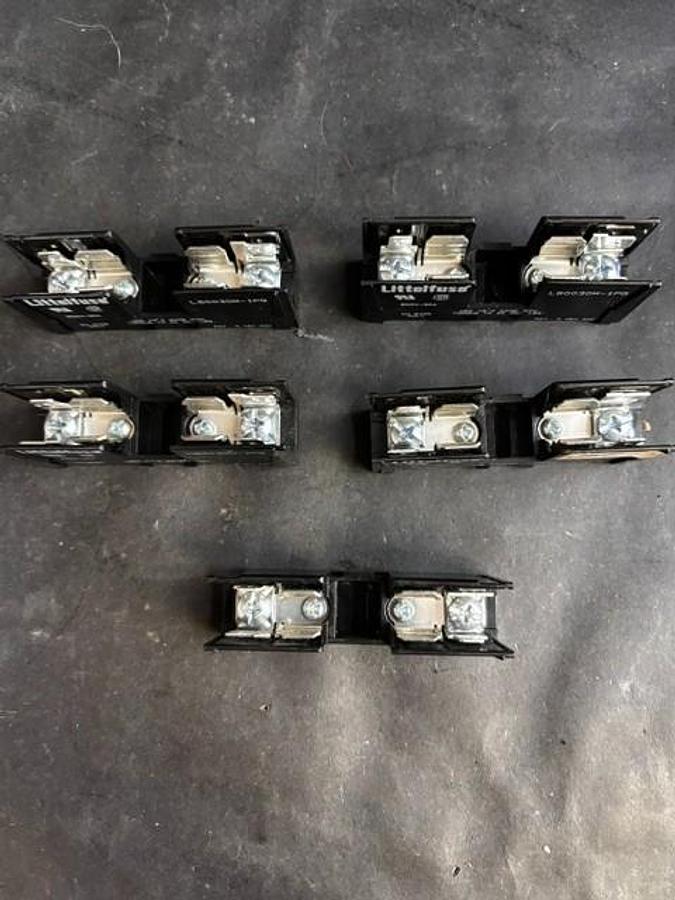 Used LITTELFUSE L60030M-1PG FUSE HOLDER - GROUP OF 6