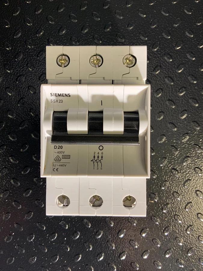 SIEMENS 5SX23D20 ($35.99/EACH OBO)