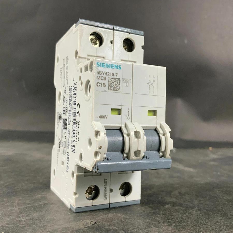 Used SIEMENS 5SY4216 C16 CIRCUIT BREAKER ($20 OBO)