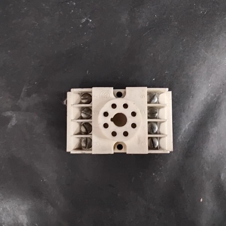 Used CURTIS CUS-11 RELAY SOCKET ($4 OBO)