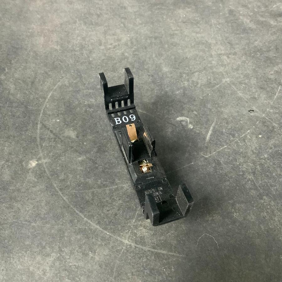 Used BUSSMANN SAMI-91 FUSE BLOCK COVER ($5 OBO)