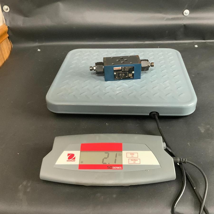 Used REXROTH R900481624 FLOW CONTROL VALVE ($45 OBO)