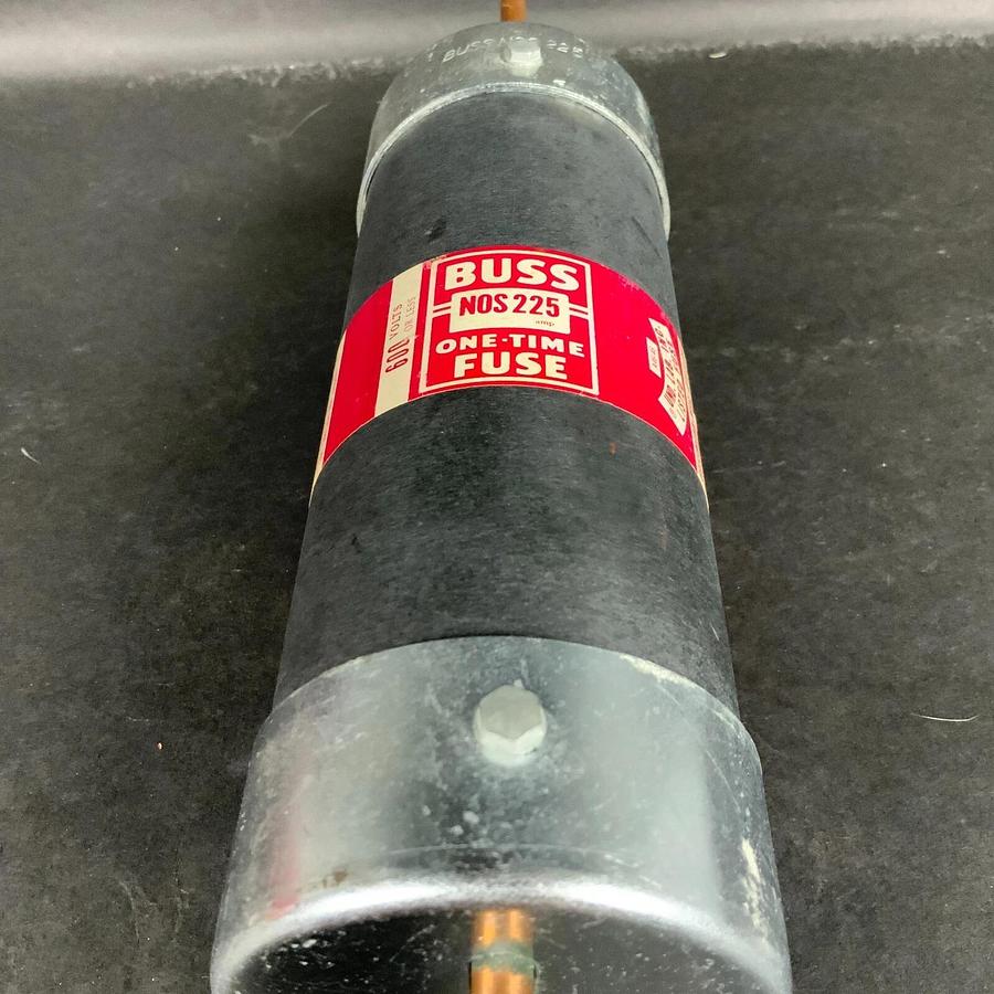 Used BUSSMANN NOS-225 ONE-TIME FUSE ($19 OBO)