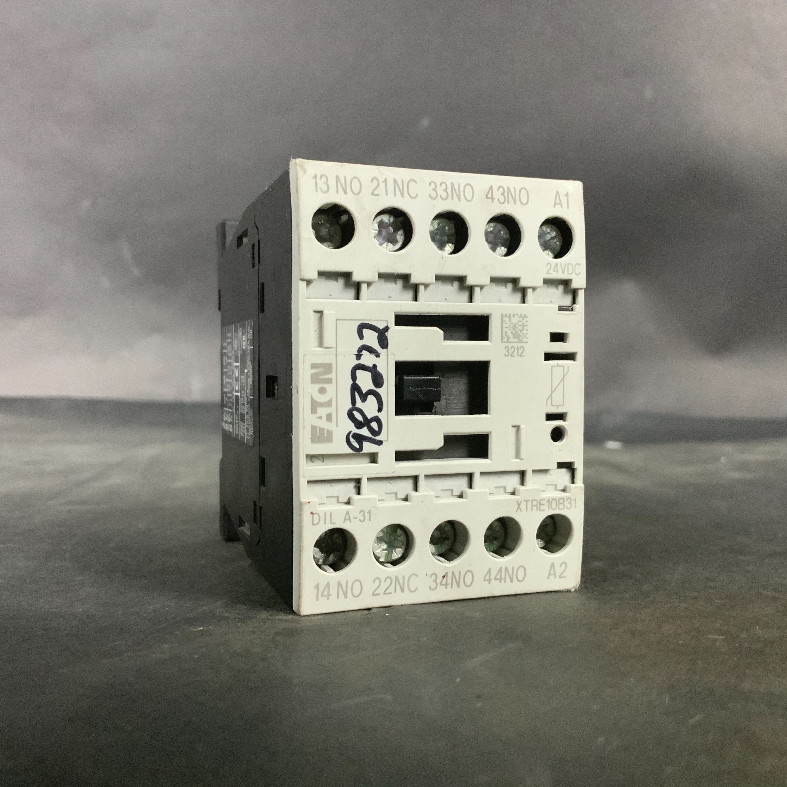Used EATON XTRE10B31 CONTACTOR RELAY ($40 OBO)
