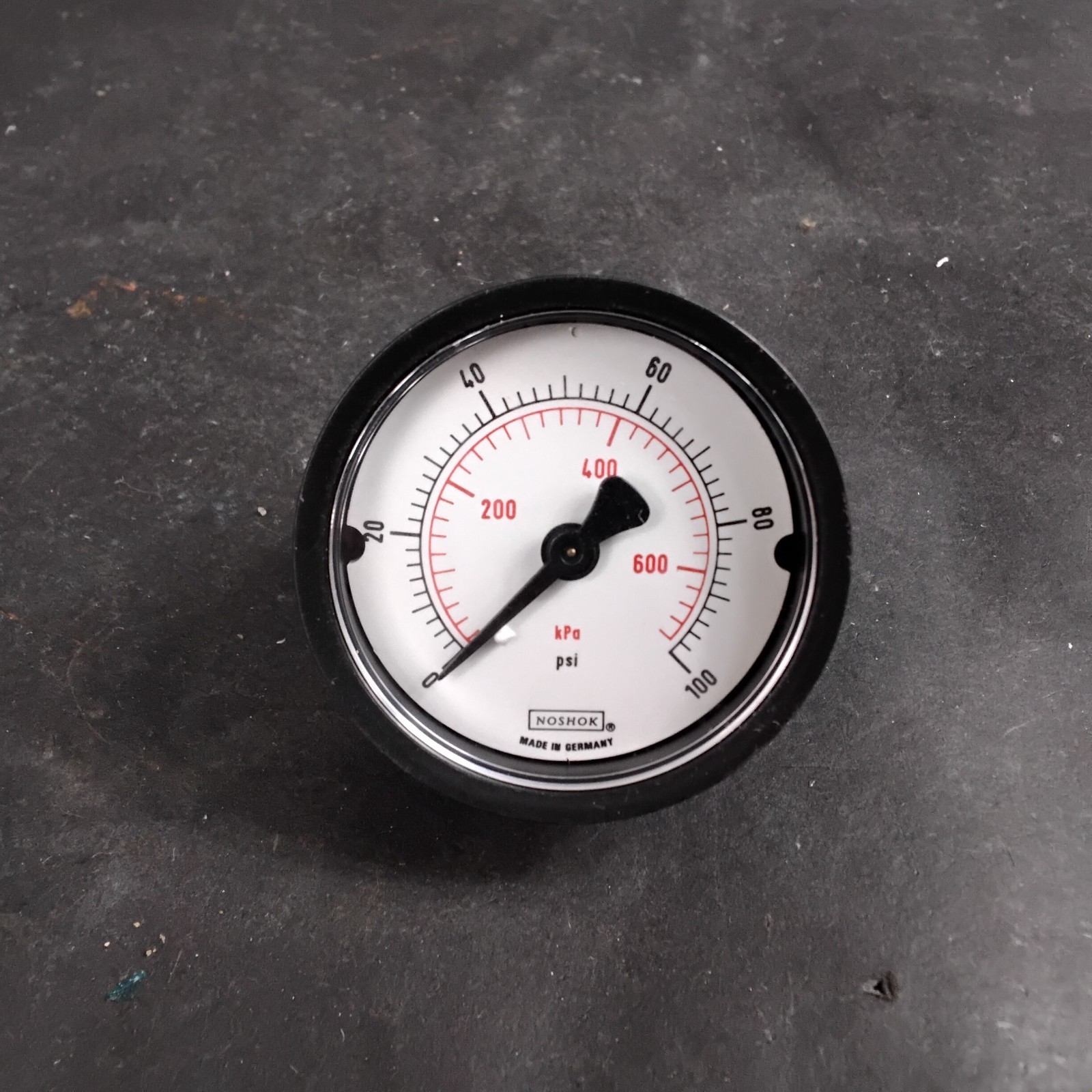 Used NOSHOK 0-100 PSI PRESSURE GAUGE ($7 OBO)