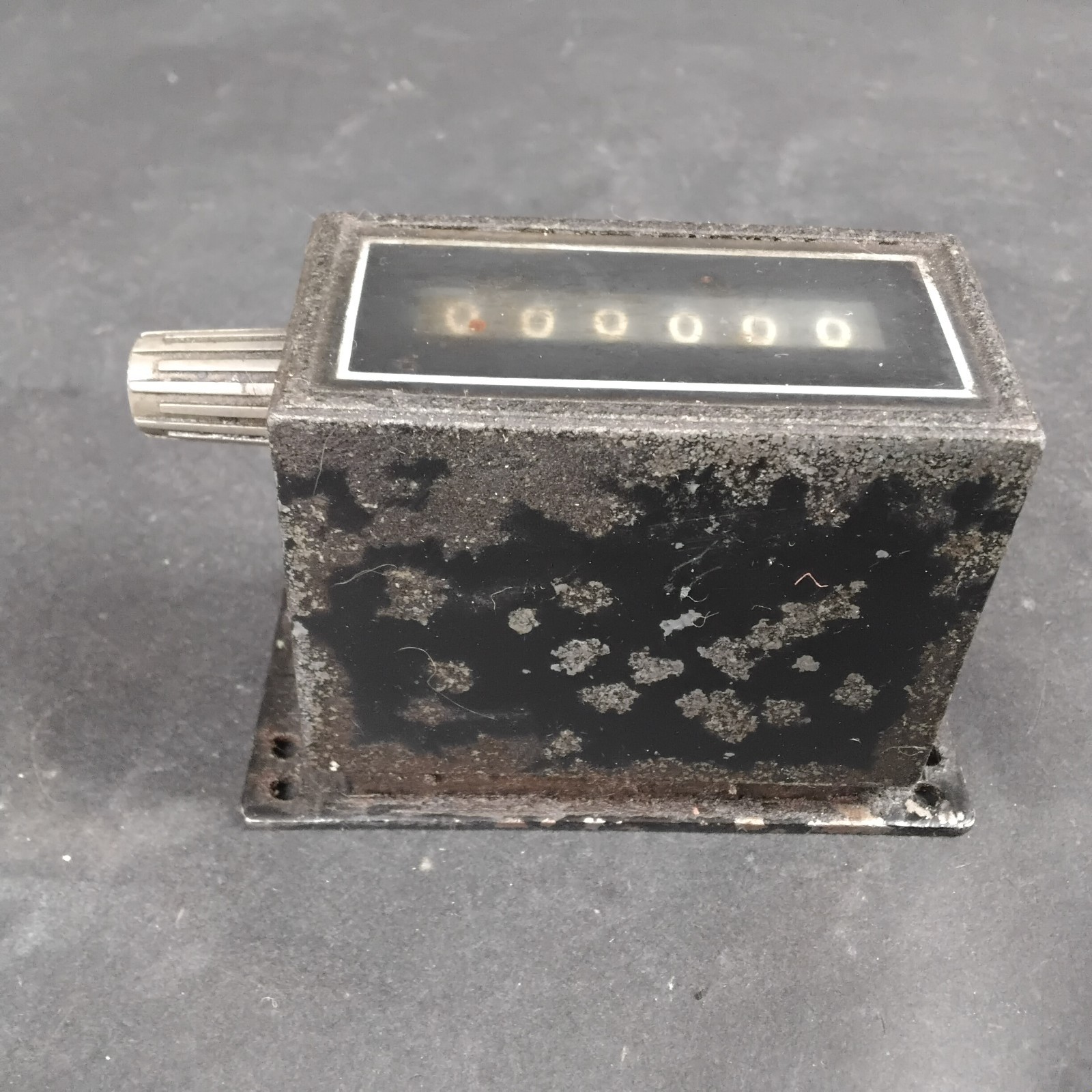 Used REDINGTON 2-1006 COUNTER ($23 OBO)