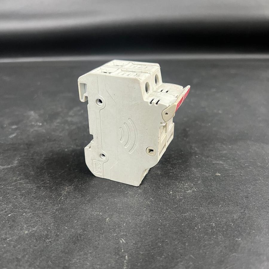 Used BUSSMANN CHM2D 2 POLE FUSE HOLDER ($20 OBO)