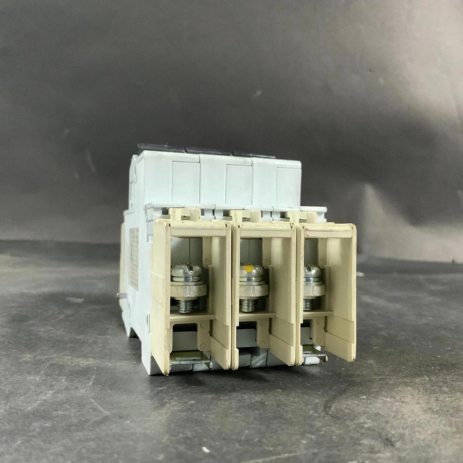 Used MITSUBISHI NF50-SMU 40A CIRCUIT BREAKER ($35 OBO)