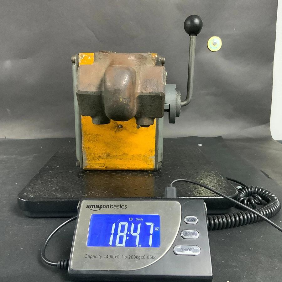 Used MAXON 1 1/4” 100 PSIG SHUT-OFF VALVE ($375 OBO)