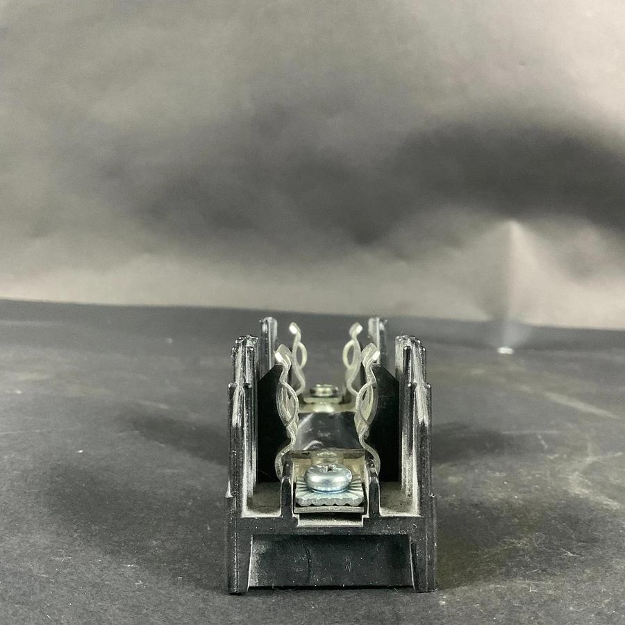 Used BUSSMANN R25060-1PR FUSE HOLDER ($10 OBO)