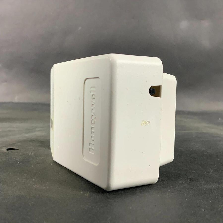 HONEYWELL W8600A 1007 AIRWATCH INDICATOR ($30 OBO)