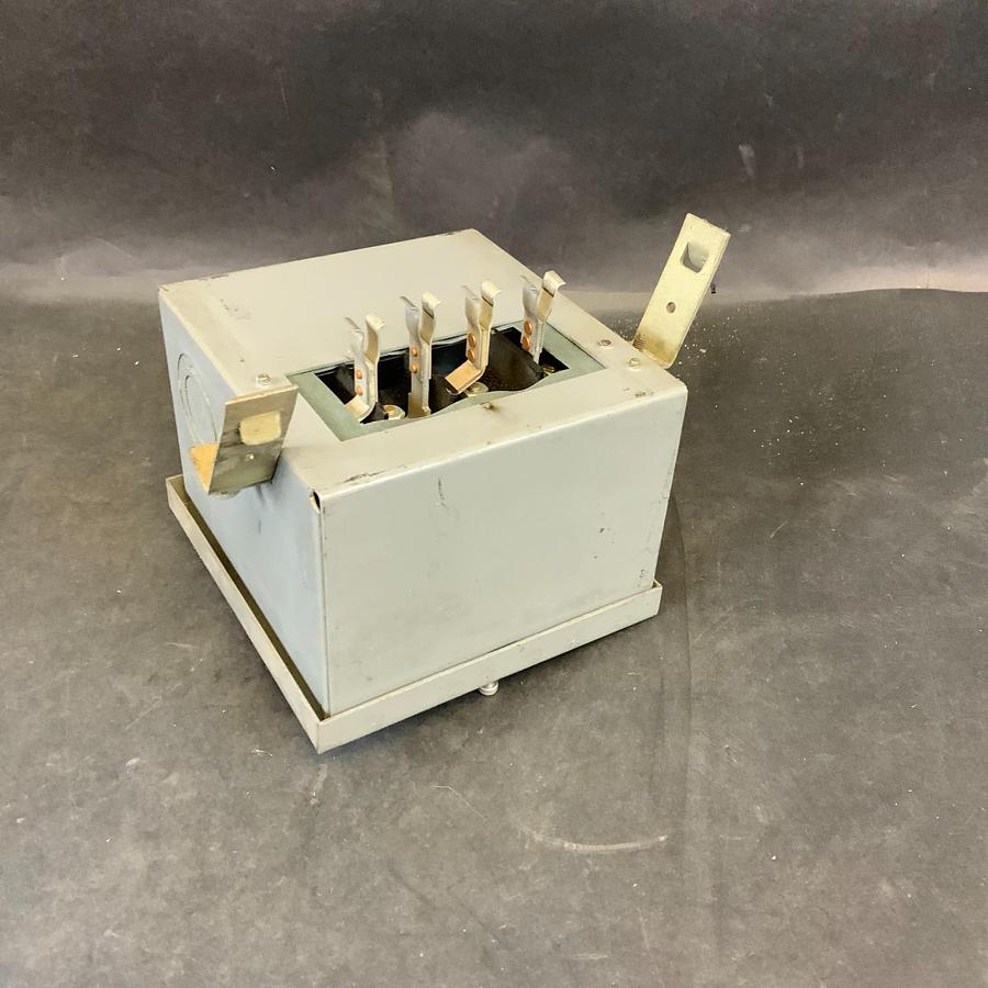 Used SQUARE D P1B-14 100 AMP PLUG-IN DUCT ($50 OBO)