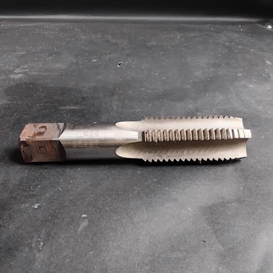 Used DETROIT 1 1/4-7 SPL HAND TAP ($30 OBO)
