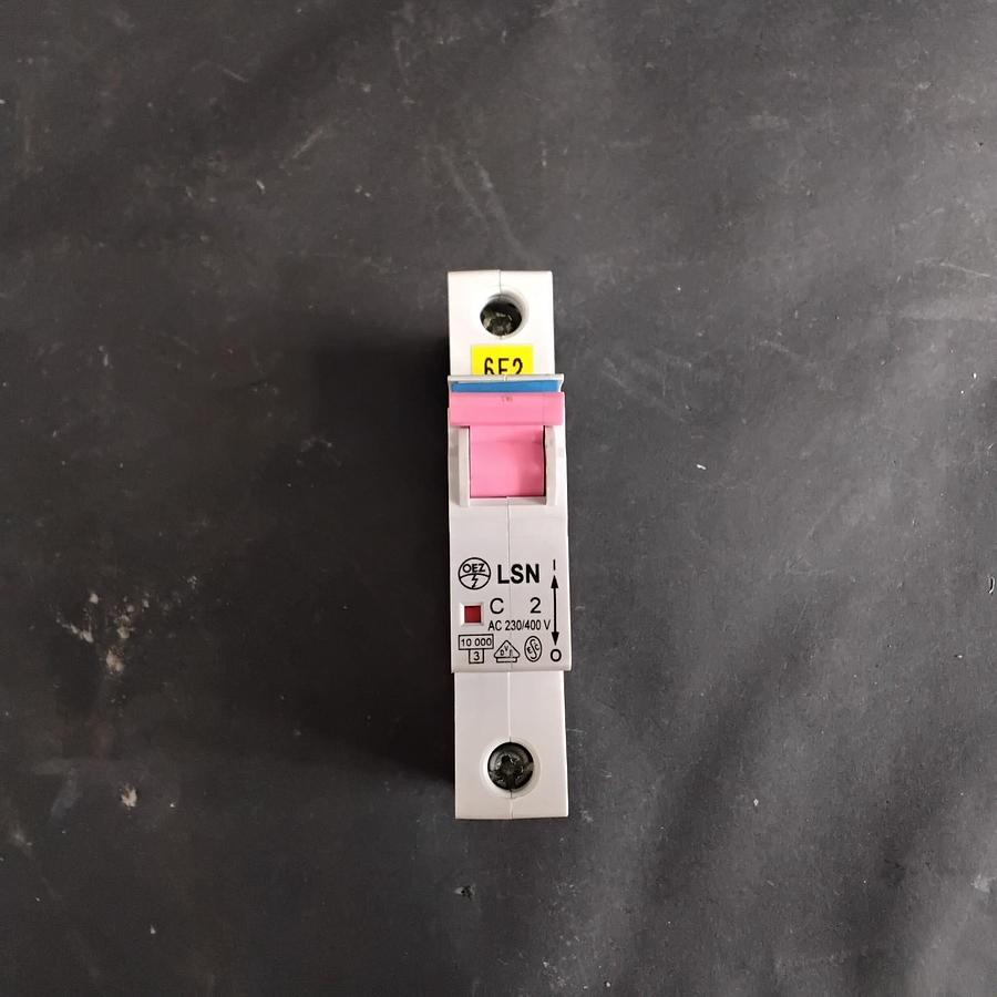 Used OEZ LSNC2 CIRCUIT BREAKER ($7 OBO)
