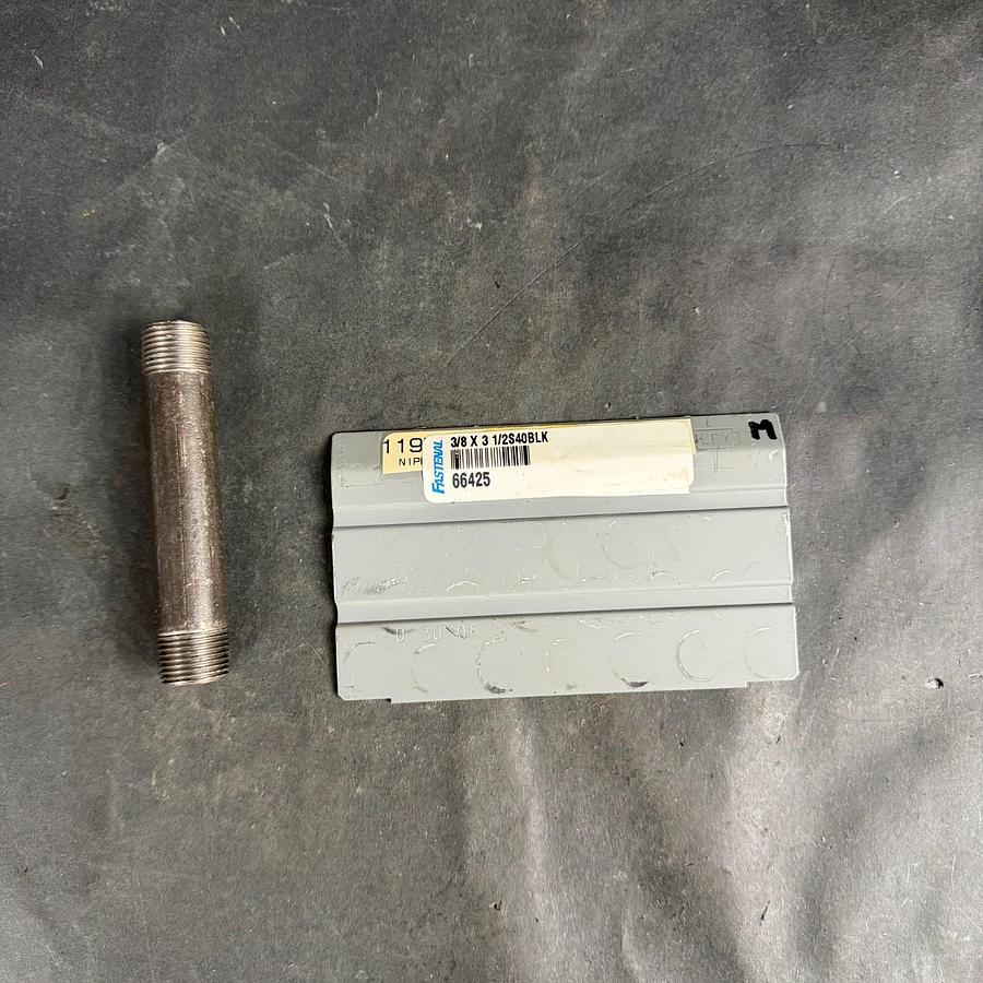 Used FASTENAL 3/8X3 FITTING
